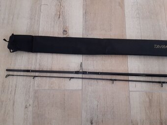 Prodam prut Daiwa Crossfire Spin 2,7m 40-100g - 4
