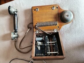 stará telefonní ústředna RU - 4