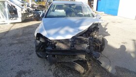 vw volkswagen golf 7 1,2tsi 77kw Rozprodám na náhradní díly - 4