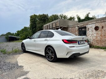 BMW 320d xDrive M paket - 4