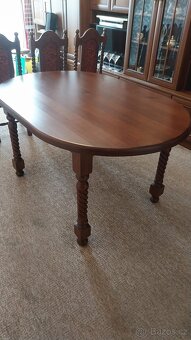 Stůl jídelní rustikální, 4 židle s čalouněním - 4