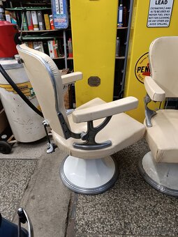 2 stará křesla Barber shopu, 50. Léta, slušný stav - 4