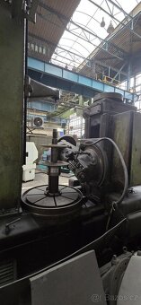 Odvalovací frézka TOS FO-10 - 4