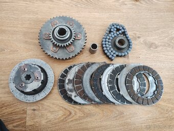 PRODÁM ORIGINÁL DÍLY MOTORU JAWA PÉRÁK 250 FJ / KOMUNISTA - 4