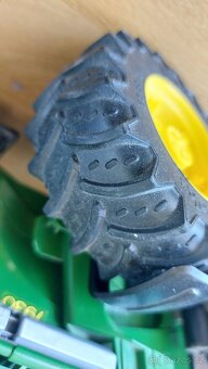 Traktor Bruder John Deere 7930 + vlek - 4