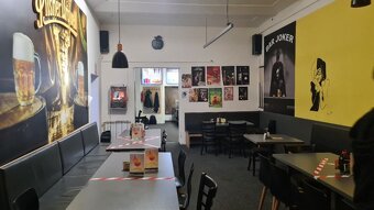 Bar v centru Nové Paky - 4