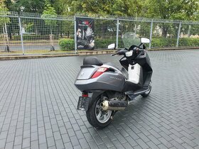 Peugeot Satelis 400 - 4