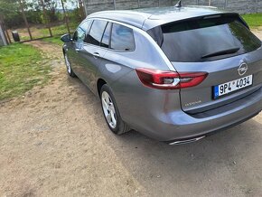 Opel insignia 2.0cdti Sport tourer - 4