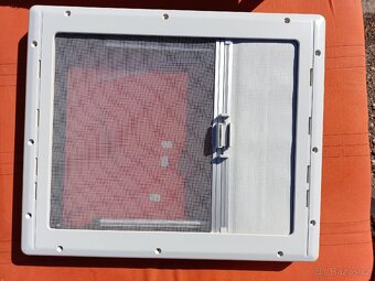 Boční okno na karavan,obytku či dodávku - 4