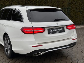 Mercedes E400 4Matic 245kW AMG Airmatic Pano - 4