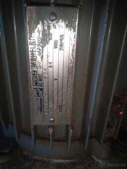Hydraulická jednotka - 4