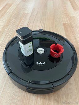 iRobot Roomba 696 - 4