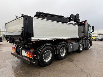 Scania G500 8x4 - třístranný sklápěč s hydraulickou rukou - 4