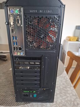 Herní PC AMD Ryzen5 2600,3866MHz+Radeon RX 580(8 GB) SSD+HDD - 4