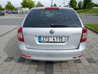 Škoda Octavia 1.6 TDI Family 77kw, 2012/11, xenony - 4