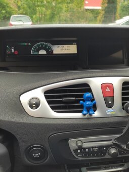 Prodám Renault grand Scénic 1.4tce benzín - 4