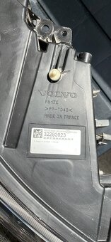 Světlo volvo xc40 - 4