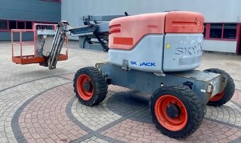 TERÉNNÍ KLOUBOVÁ PLOŠINA SKYJACK SJ 46 AJ 16 m - 4