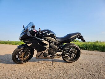 Kawasaki Er6F - 4