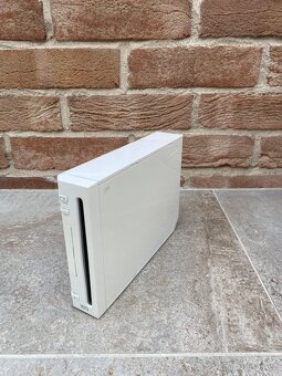 Nintendo Wii - 4