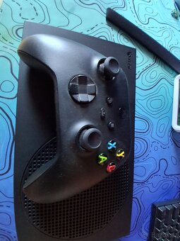 X box series S 1T - 4