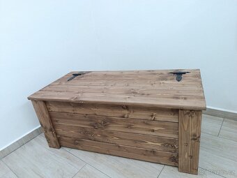 Dřevěná truhla - 4
