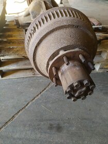 Díly Chevrolet c30 - 4