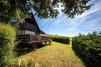 Prodej kompletně rekonstruované chaty s prostorným pozemkem, - 4