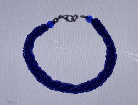 Výrobky z korálků nausnice + naramky - 4