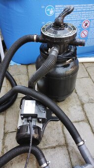 Bazén s filtrací a solárním ohřevem vody p.c. 11000 Kč - 4