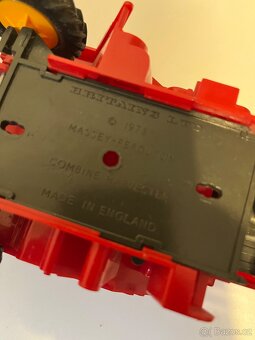 Britains LTD kombajn Massey Ferguson 760 - 4