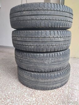 Michelin 225/75 R16 CP Agillis camping - 4
