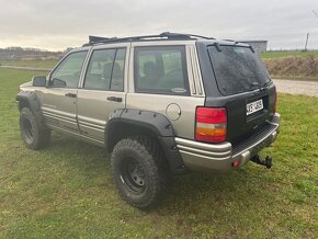 Jeep Grand Cherokee ZJ 5,9 - 4