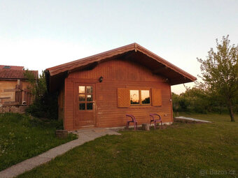 Rodinný dům 200 m² a srub 36 m² s krásnou zahradou 1700m², - 4