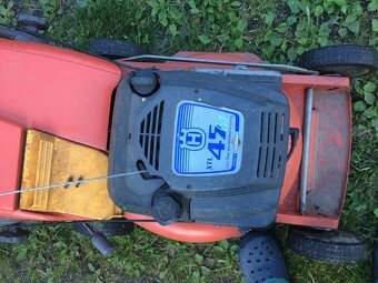 Benzínová sekačka s pojezdem Husqvarna - 4