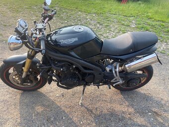 Triumph speed triple 1050 - 4