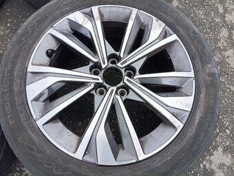 5x108 Peugeot 7Jx17 ET40 číslo 9814117977 alu disky - 4