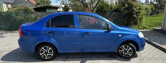 Chevrolet Aveo - 4