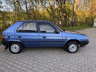 Prodám Škoda favorit 136 v původním stavu .Dovoz - 4