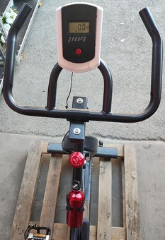 Rotoped pokojové SPINNINGOVÉ kolo s displejem - 4