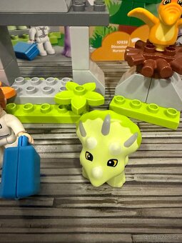 LEGO® DUPLO® 10938 Dinosauří školka - 4