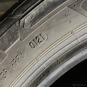 Zimní pneu 215/60 R17C 109/107T Continental 5mm - 4