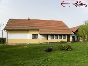 Rodinný dům s velkým pozemkem, 4567 m2, Budčeves - 4