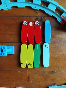 Lego Duplo mašinka - 4