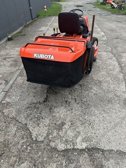 Profesionální traktor Kubota GR2100 4x4 - 4