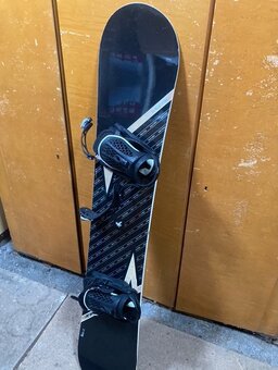 Raven snowboarding s vázáním - 4