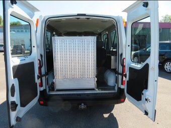 Prodám Renault Master III 2.3 DCI 9 MÍSTNÝ - 4