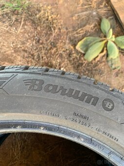 225/45 r17 - 4