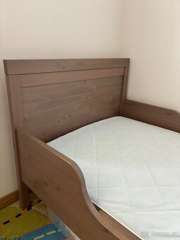Rostoucí postel Sundvik Ikea - 4
