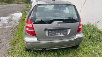 Mercedes a - 4